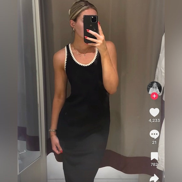 H&M Dresses & Skirts - H&M knitted ribbed dress